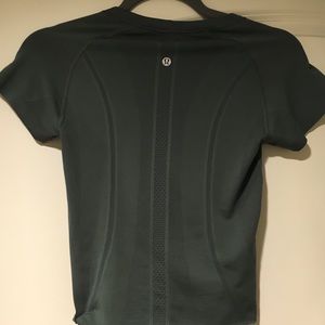 ⚡️SALE⚡️Lululemon Mesh Top Olive Green